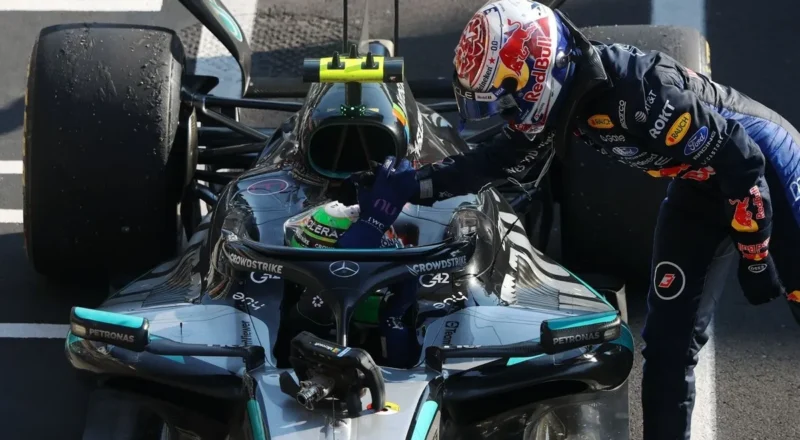 Max Verstappen's "wholesome" Monza moment with Kimi Antonelli's father goes viral: "Class act"