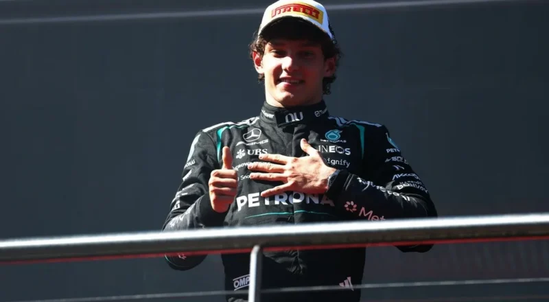 Kimi Antonelli's "precious" moment with father goes viral after Spanish GP win