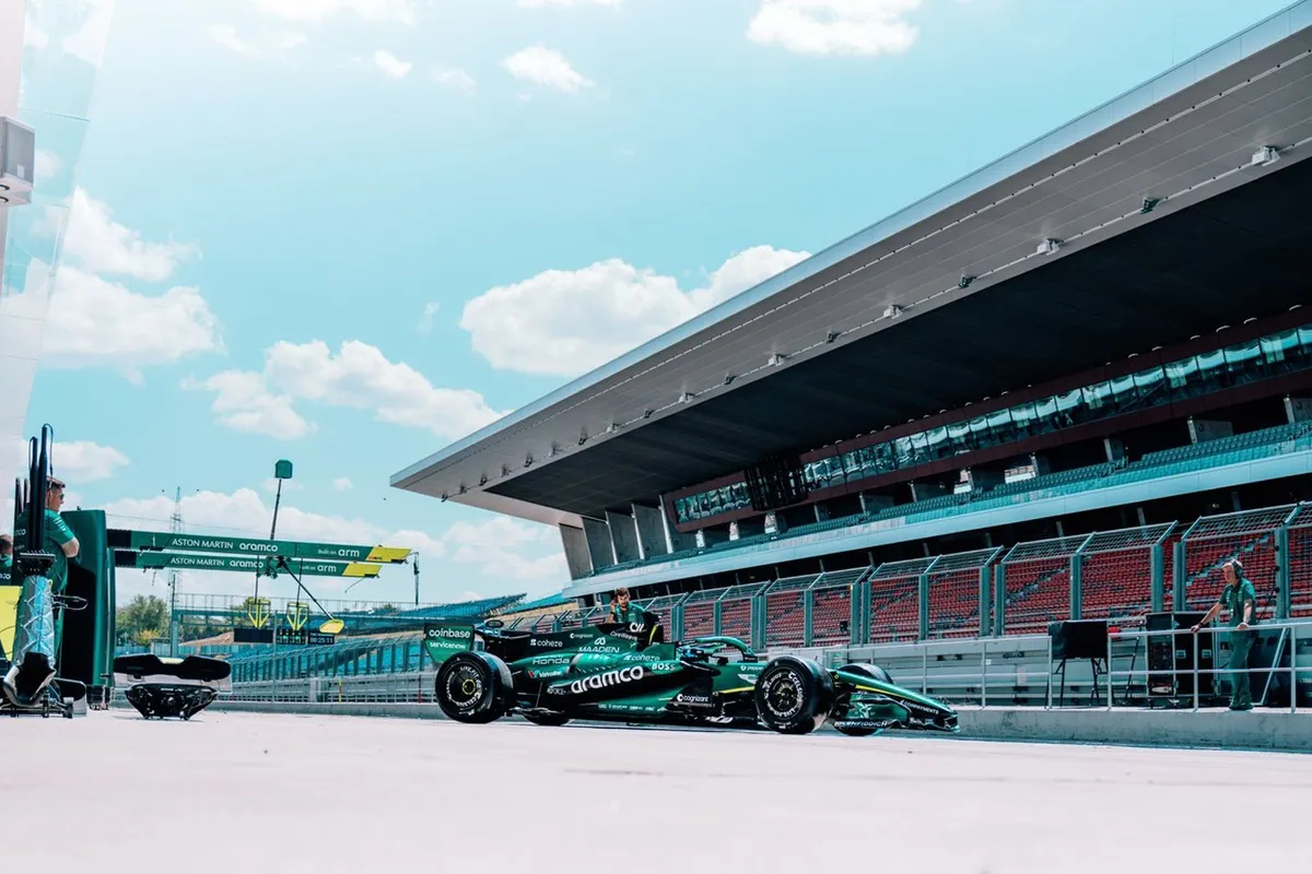 Jak Crawford, Aston Martin